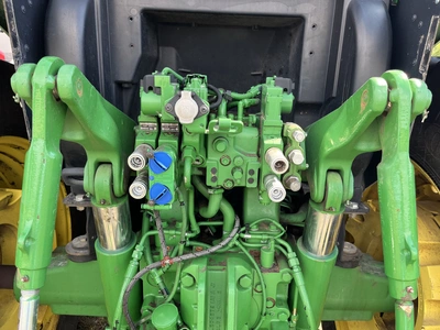 USED 2014 JOHN DEERE 6150R
