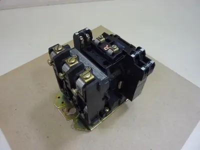 USED ALLEN BRADLEY 40410-374-64-0236