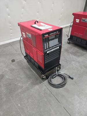 Lincoln Power Wave 450 Welder