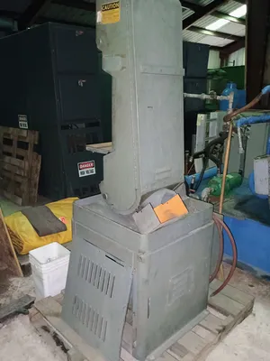 Hammond Model 1000-D-8 Abrasive Belt Grinder; S/N 1716