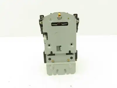 Furnas 14DP32A*9 AC Contactor Motor Starter 10Hp 600VAC 3Ph 75DF14 Contact Kit