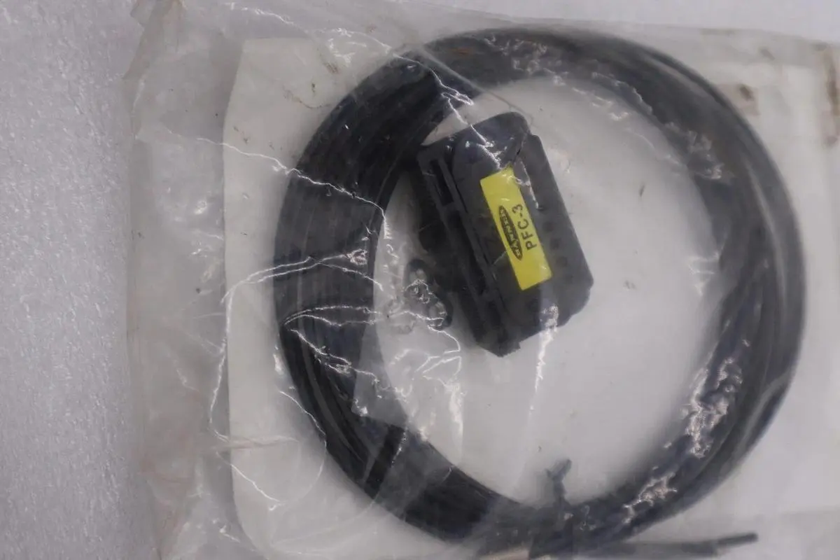 BANNER ENGINEERING PIT46U 26034B FIBER OPTIC SENSOR STOCK H1244A