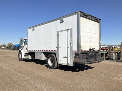 Used 2017 FREIGHTLINER GLIDER KIT Box trucks Michigan US | Miedema Asset Management Group #1579188