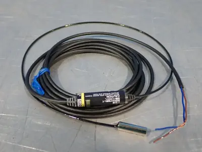 NEW OMRON E2ECC1R5D1