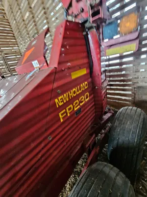 NEW HOLLAND FP230 chopper | Iron Listing (15)