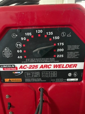 USED ARC MACHINES 225