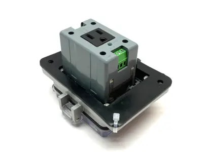 Used Grace Technologies GracePort Ethernet Duplex Interface Panel Outlet Electrical Fittings Michigan US | Maverick Industrial Sales #1391398