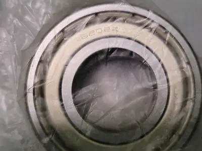 Single Row Deep Groove Radial Ball Bearing No. 6202Z