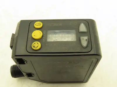 Banner Q5XKLAF2000-Q8 Laser Sensor 95-2000mm 10-30VDC  Lot of 3