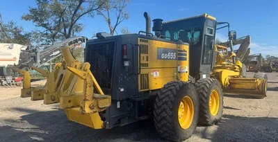 USED 2016 KOMATSU GD655-6