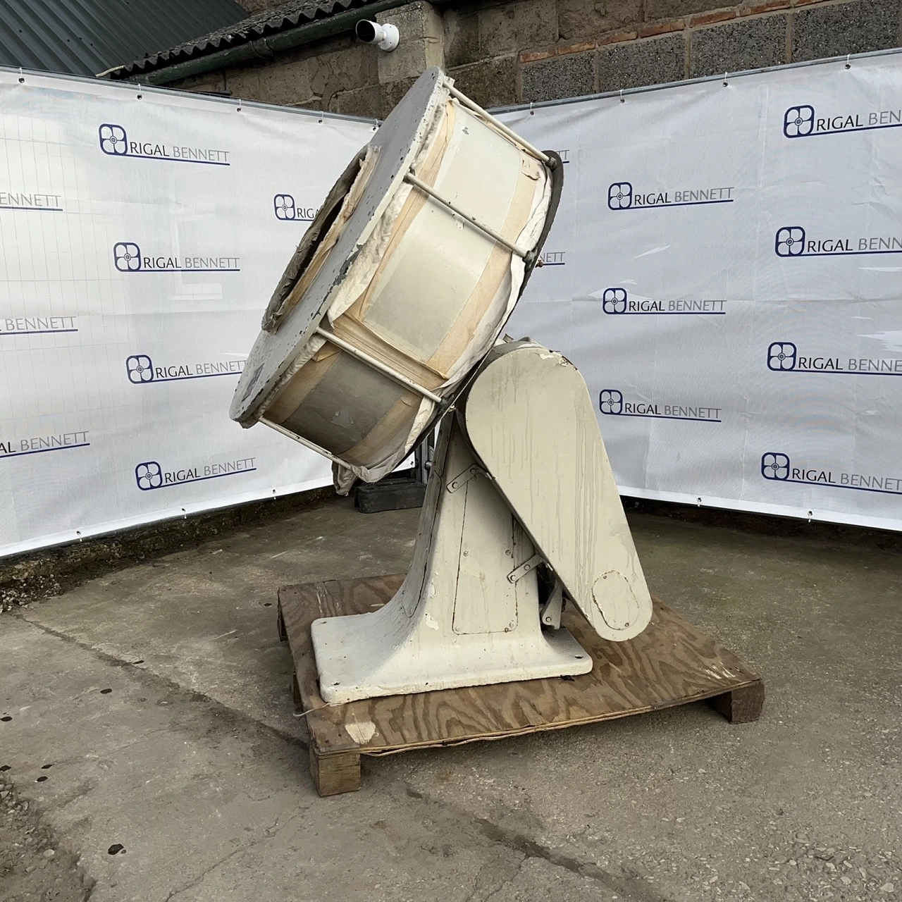 Apex Polishing Pan 910 Mm Diam