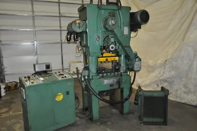 USED BRUDERER BSTA 30 II