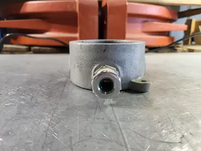 NEW CROUSE-HINDS GRF229