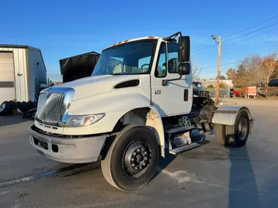 Used 2007 INTERNATIONAL DURASTAR 4400 Cab Chassis trucks Washington US | Puget Sound Truck Sales #1546530