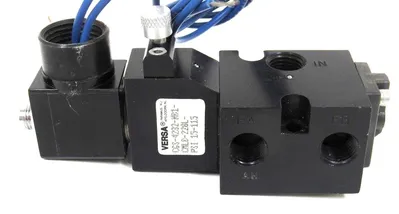 NEW VERSA CGS-4232-NB1-CMLD-228L SOLENOID VALVE CGS4232NB1CMLD228L
