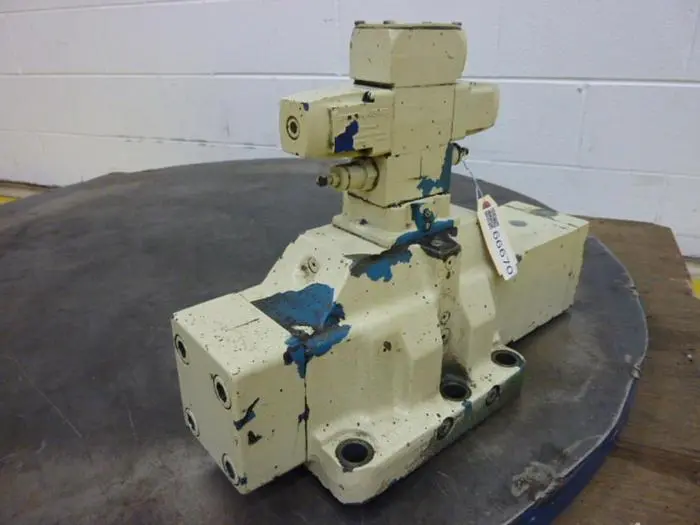 Used SPERRY VICKERS DG4V368CWB12 Valves/Fittings Michigan US | Ideal Machinery #595852