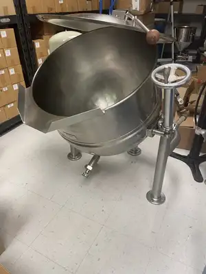 USED 1900 PRODUCTION PACKAGING & PROCESSING EQUIPMENT CO. KETTLE MIXER