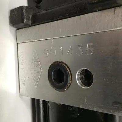 USED DESTACO 994MAL-045M-90A-97-33
