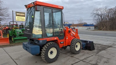 USED 1995 KUBOTA R520