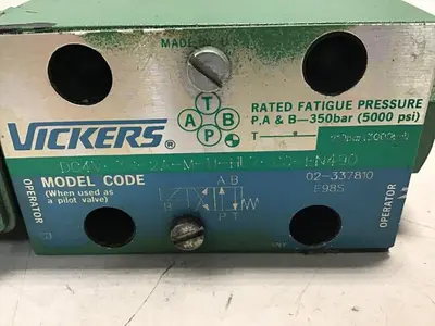 USED VICKERS DG4V3S22AMUHL760EN490