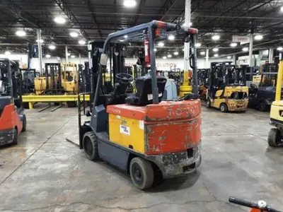 USED 2019 TOYOTA 7FBCU35