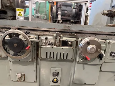 1982 BROWN & SHARPE 1440U Universal Cylindrical Grinders | GMT (13)