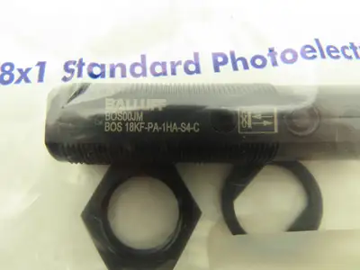 Balluff BOS 18KF-PA-1HA-S4-C Photoelectric Diffuse Sensor 10-30VDC 18mm x 96mm