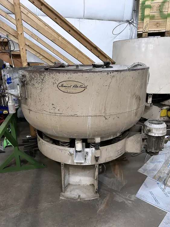 Used 2006 ROTO-FINISH ER-1011 Vibratory Machines Illinois US | Machinery Marketing International #378933
