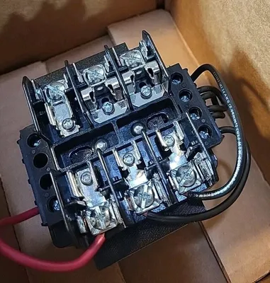 Allen Bradley 1497-C-BASX-3-N SerA Control Circuit Transformer Loc4C3