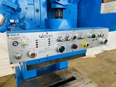 (1996) 60 TON FEDERAL/PRECISION INDUSTRIES OBI PRESS. STOCK # 0635821