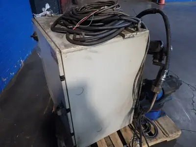 USED 2013 YASKAWA MOTOMAN MH6