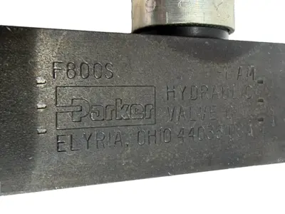 NEW PARKER F800S 11AM FLOW CONTROL VALVE 5000PSI