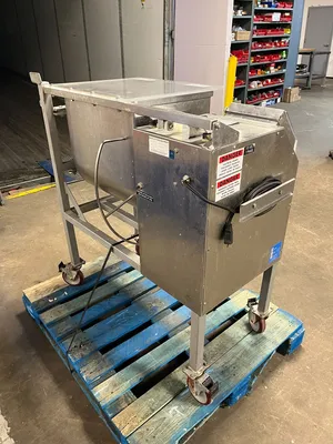 USED DANIELS FOOD EQUIPMENT DMX QUAD 100