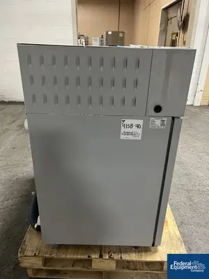 USED Environmental Specialties Enviromental Specialties Environmental Chamber, Model ES2000