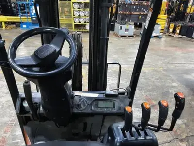 USED 2019 DOOSAN BC15S-5