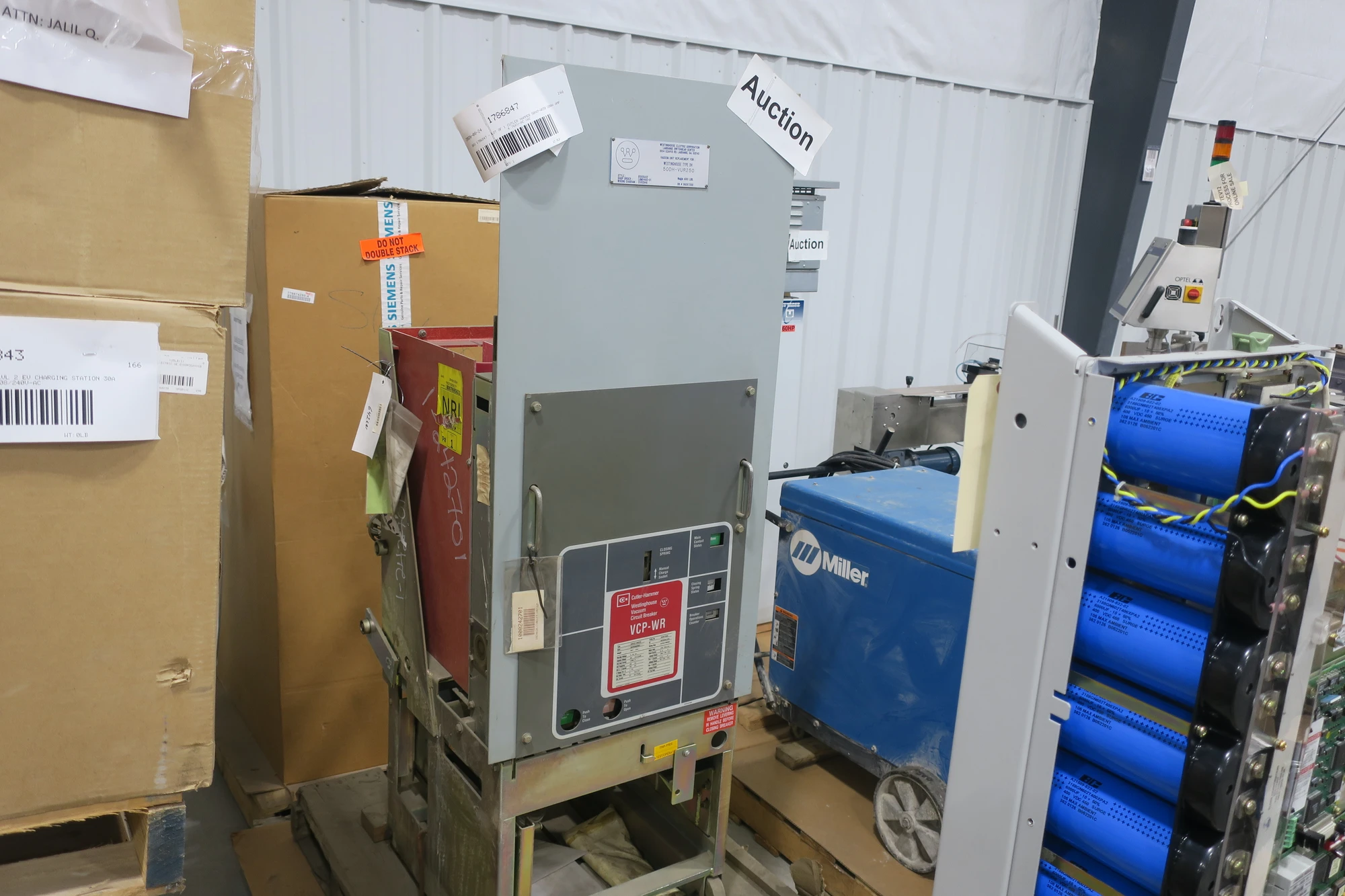 Used CUTLER-HAMMER 50VCP-WR250 Circuit Breakers Ohio US | Aucto #1396619