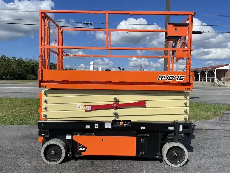 USED 2023 JLG R4045
