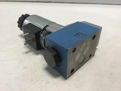 USED REXROTH M3SEW6U33420MG24N9Z4