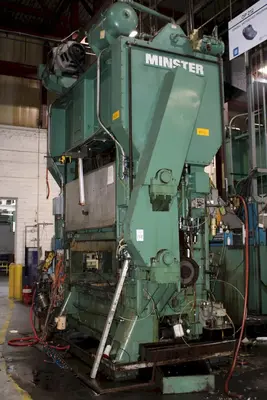USED 1989 MINSTER 400 TON SSDC PRESS