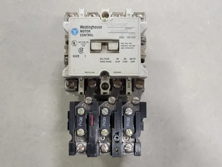 Used WESTINGHOUSE A200M1CAC Switchgears British Columbia CA | Lenmark #242433