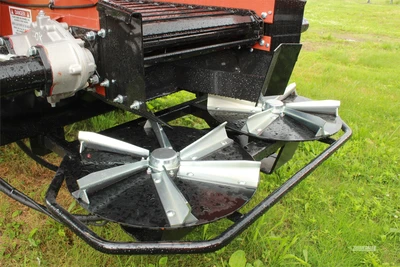 New | in-Stock 2026 PEQUEA SP550 Manure Spreaders Pennsylvania US | Zimmerman Farm Service #1409899