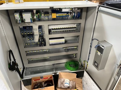 USED NORDSON HYFLEX 3/3-WEGE