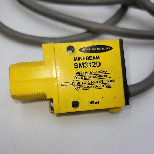 Used BANNER BANNER SM312D MINI BEAM WITH CORD Cable & Wire | ND Industrial Surplus #1219697