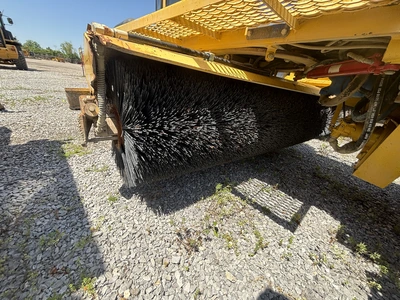 Used 2012 SUPERIOR BROOM DT80J Street Sweeper Louisiana US | Proxy Equipment #1384920