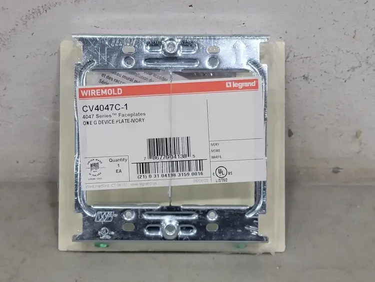 New | in-Stock WIREMOLD CV4047C-1 Switchgears British Columbia CA | Lenmark #240822