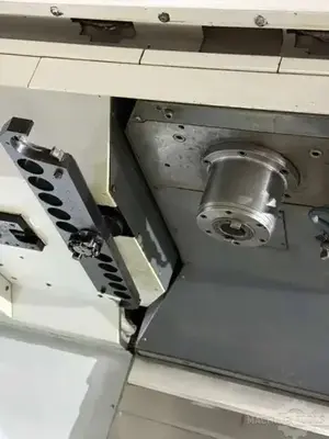 USED 2011 HAAS VF-7