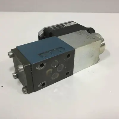 USED BOSCH 0 811 403 108 SERVO