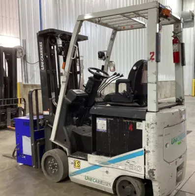 Used 2017 UNICARRIERS BXC30NBR 4-Wheel Sit down Electric Counterbalance Forklifts Pennsylvania US | National Lift Equipment #1507895