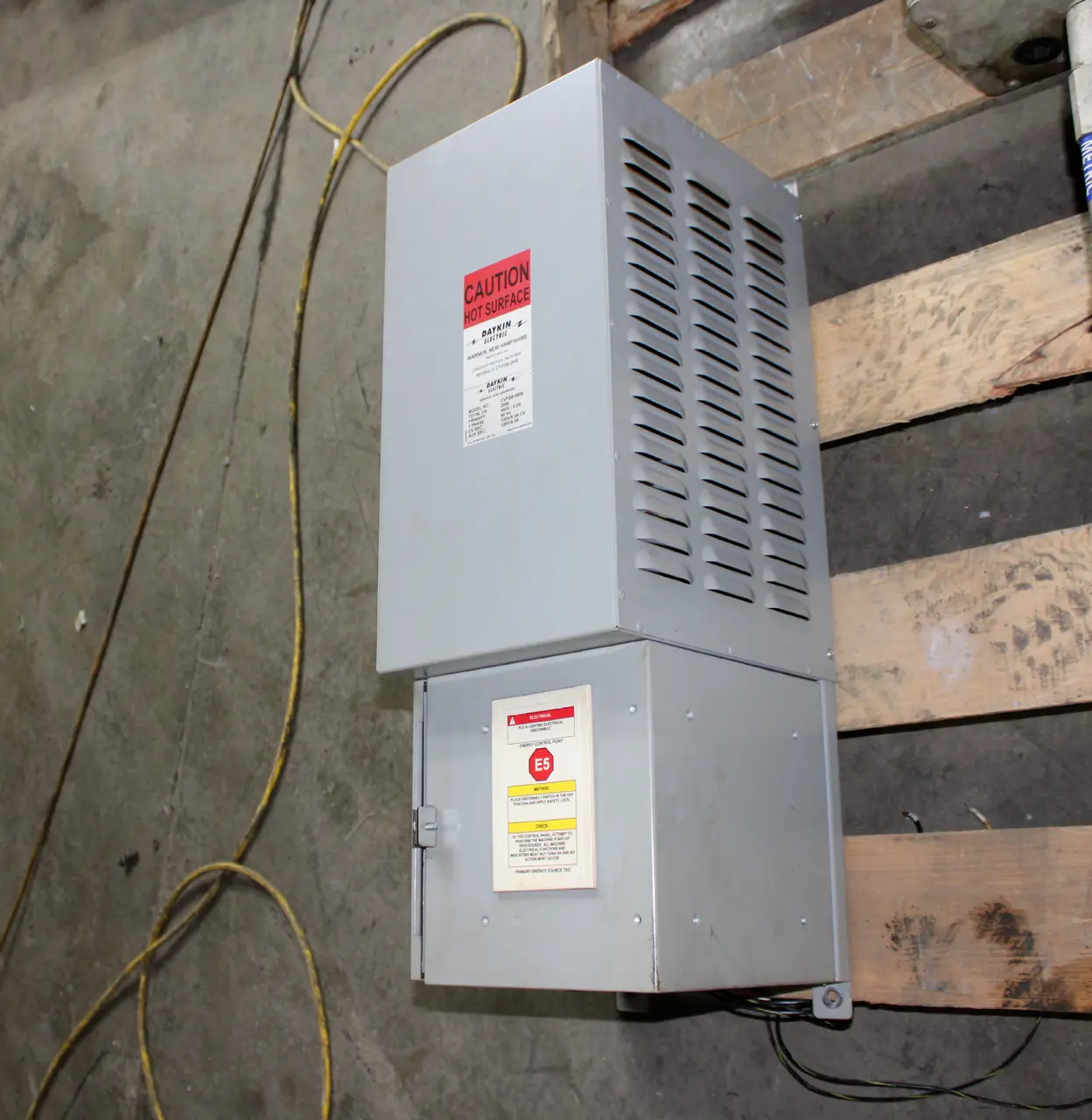 USED DAYKIN ELECTRIC CVFSB-0505