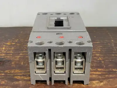 Used WESTINGHOUSE HKA3225F Switchgears British Columbia CA | Lenmark #242388